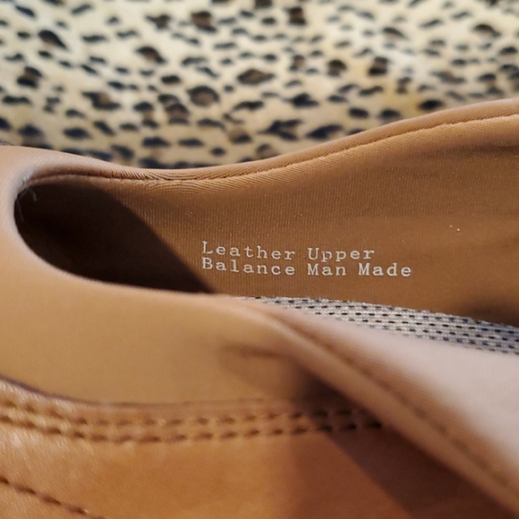 DREW Brown/Tan Leather Mary Jane Shoes - Picture 5 of 8